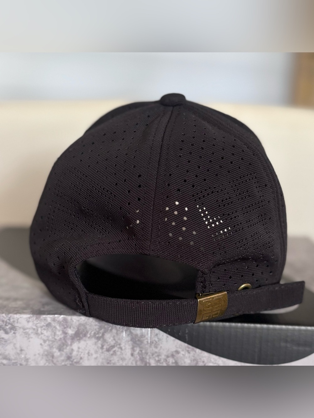 Givenchy Embroidered Cap Black White Mesh Dad Hat Buckle OSFA - Picture 4 of 9